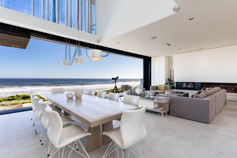 6 Bedroom Property for Sale in Yzerfontein Western Cape